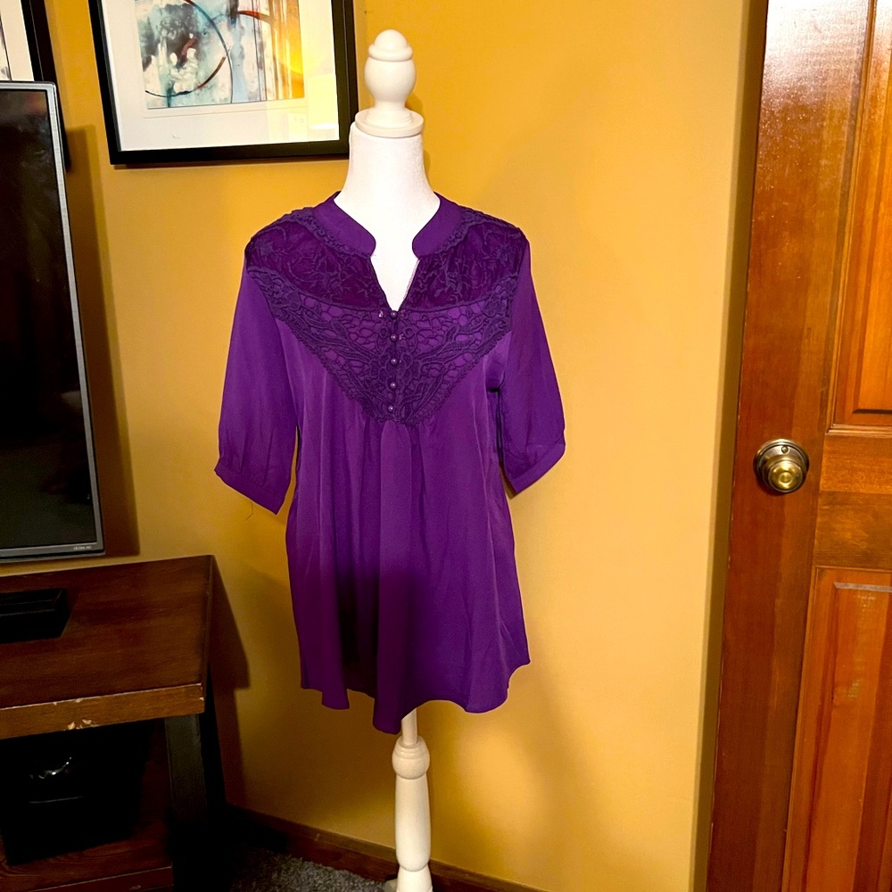 Very classic purple blouse with Lace details